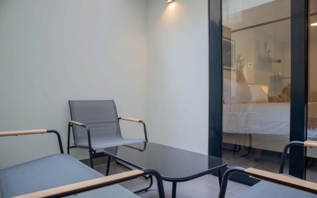 w Spectacular 1BR w Terrace in Miraflores