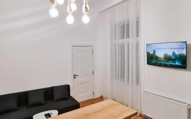 Fly Residence Apartment