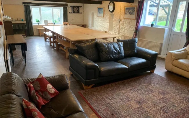 Sleeping Giant Bunkhouse
