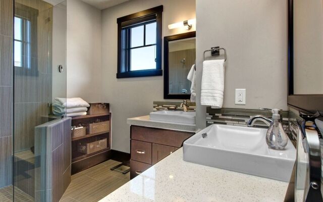 3815 Blackstone Drive Townhome by RedAwning