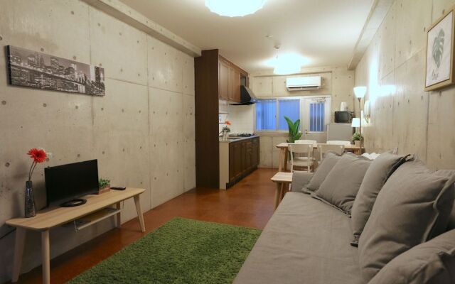 Kurosaki House