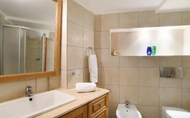Meandros Suites