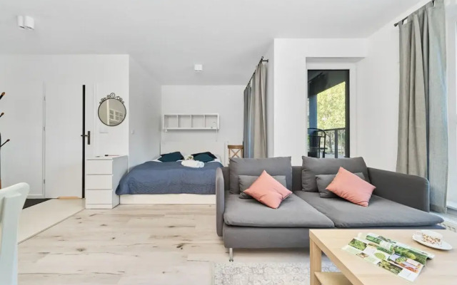 Studio Wrocław Gwiaździsta by Renters