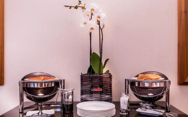 Hôtel Pergolèse Paris Champs Elysées