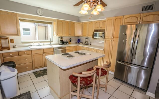 238 Flamingo