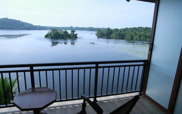 Sanu Lagoon Resorts&Spa