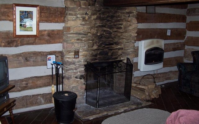 Cabin Creekwood