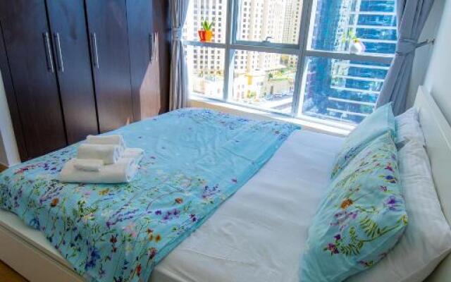 Full Apartment in Dubai Marina,80m from beach