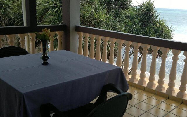 Appolo Hotel
