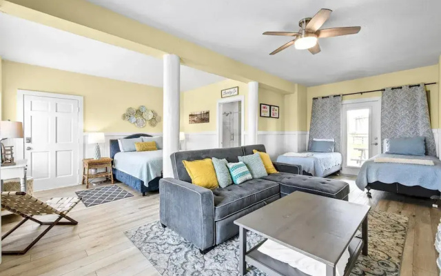 The Salty Sandpiper by Silver Sands Vacation Rentals