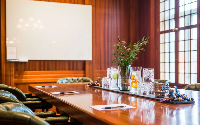 Quality Hotel Carlia