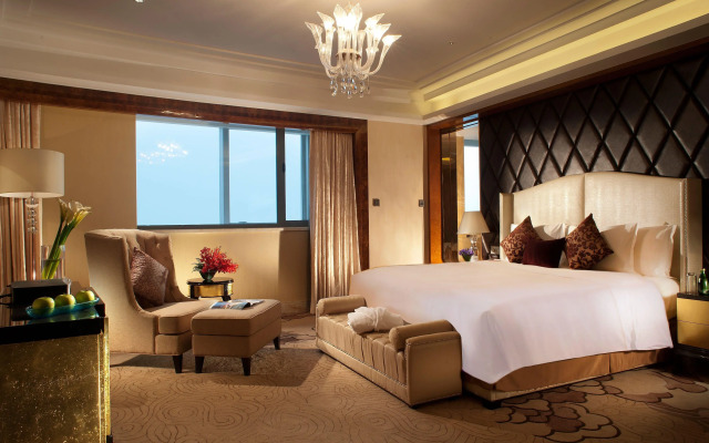 Crowne Plaza Xian by IHG