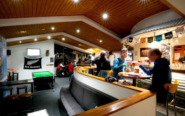 Mt Cook Backpacker Lodge