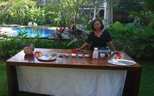 Pondok Anggrek Putih