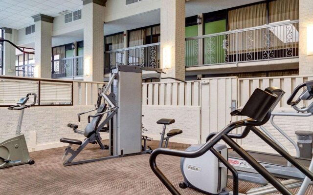 Clarion Inn & Suites Conference Center