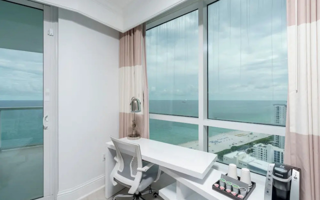 Residences at Fontainebleau Miami