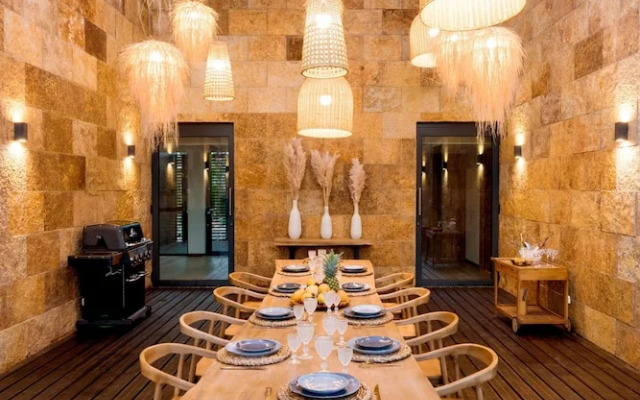 Troya Regal Villa By Cadenzalux