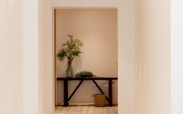 M Motel