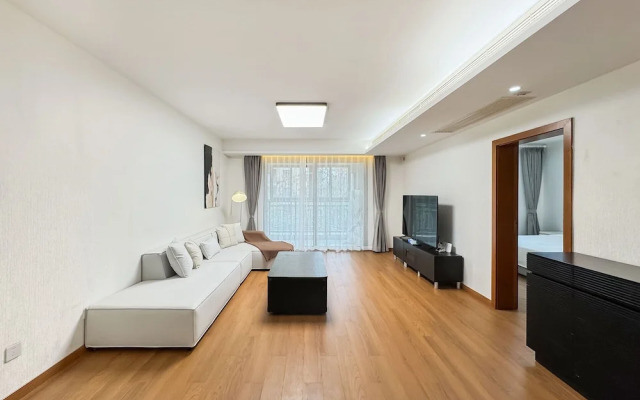 Tyms Entire 3-bedroom Apt By Takashimaya