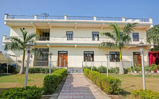 Spot On 703379 Anamika Garden