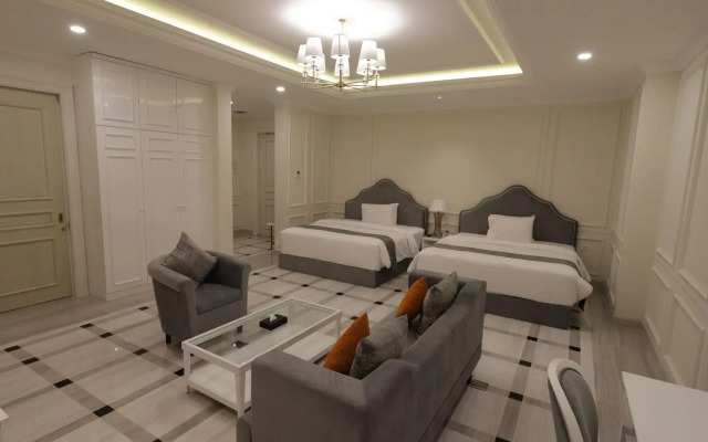 Grand Senyum Hotel