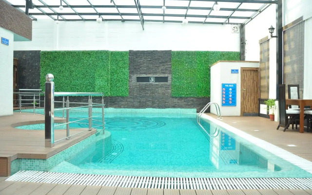 Hotel JSR Continental