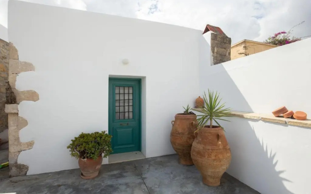 Iliopetra Studio