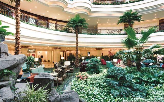 Pavilion Century Tower Hotel