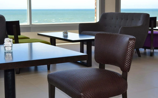 Hotel Oscar Lescano