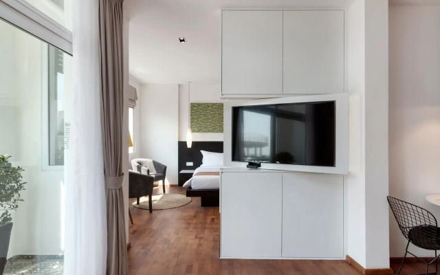 Tao Riverside Residence