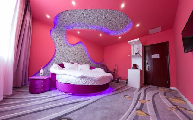 Suzhou Romantic Cabin Amusement Park