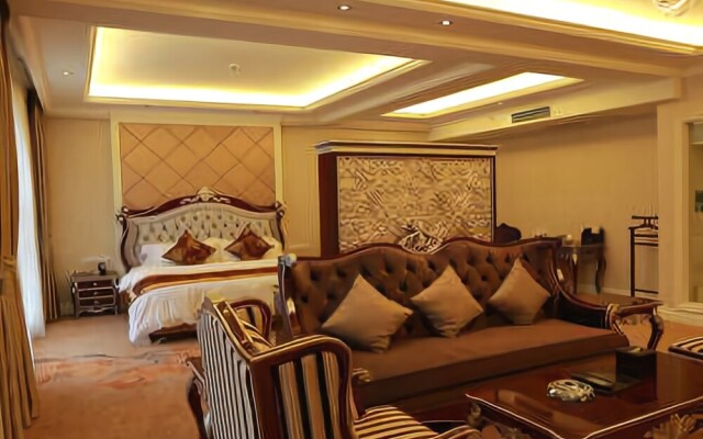 Cezanne Manor Hotel & Resort