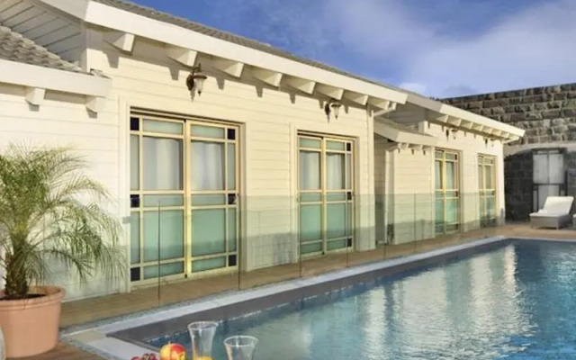 Chalet Mansion