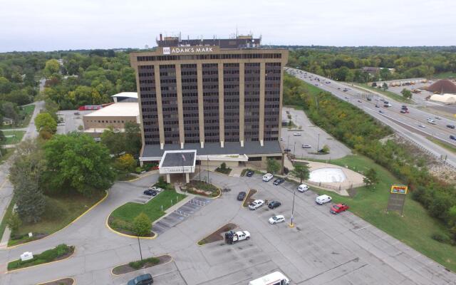 Adam's Mark Hotel & Conference Center