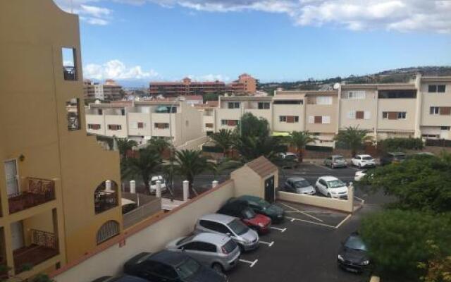 Tropic Apartments
