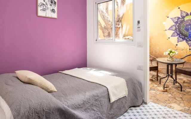 Cozy Charm STU Haifa CTR by Sea N' Rent
