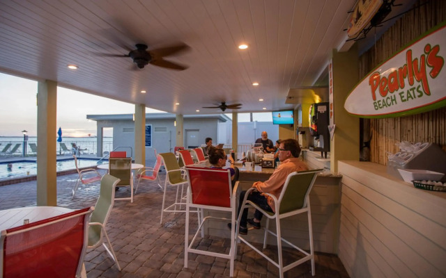Sailport Waterfront Suites