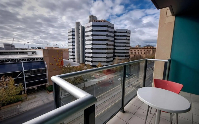 La Loft Apartments - North Terrace