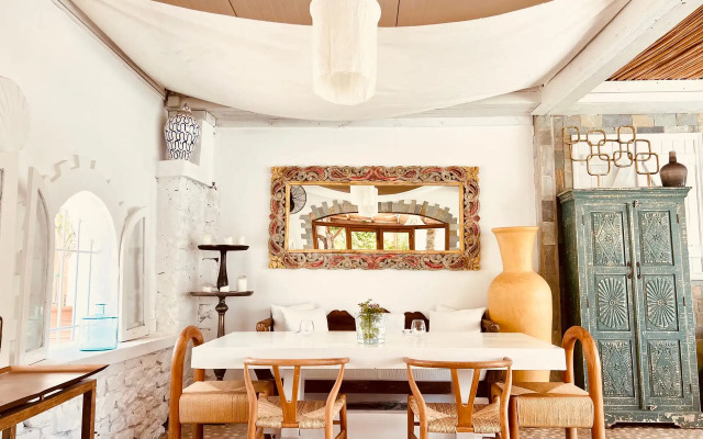 Caesars Gardens Hotel & Spa