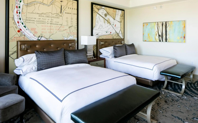 THE TENNESSEAN Hotel