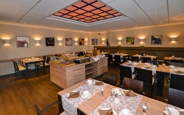 Senne-Hotel Garni
