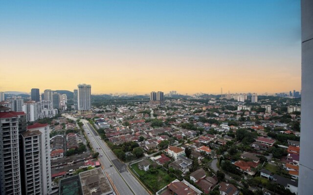 4Pax Studio with Magnificent View PJ SS2