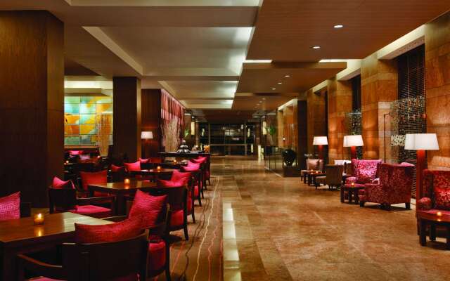 Grand Hyatt Mumbai Hotel and Serviced Apartments