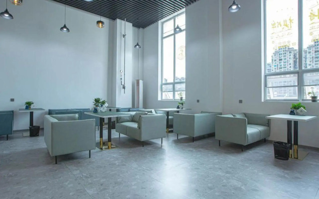 Shui Yun Lung Chau Hotel(水韵龙洲酒店)