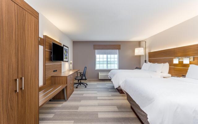 Holiday Inn Express & Suites Eau Claire North, an IHG Hotel