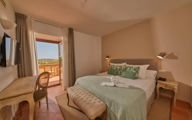 Hotel Rural Es Riquers