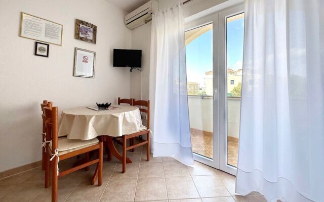 Mari - 150 m From sea - A2