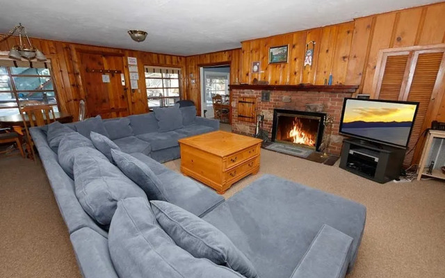 3664 Birch Avenue Cabin