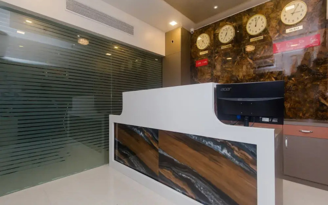OYO 16446 Hotel Veera Residency