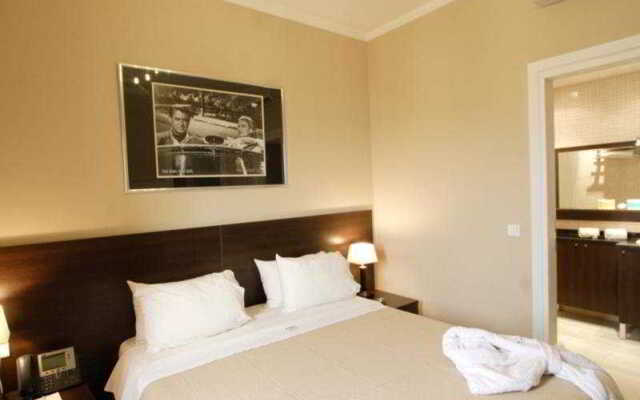 Golden Tulip Hotel Deville